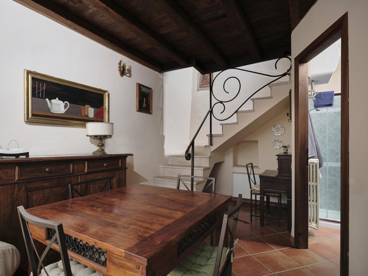 Agriturismo Castello Santa Margherita Cori Exterior photo