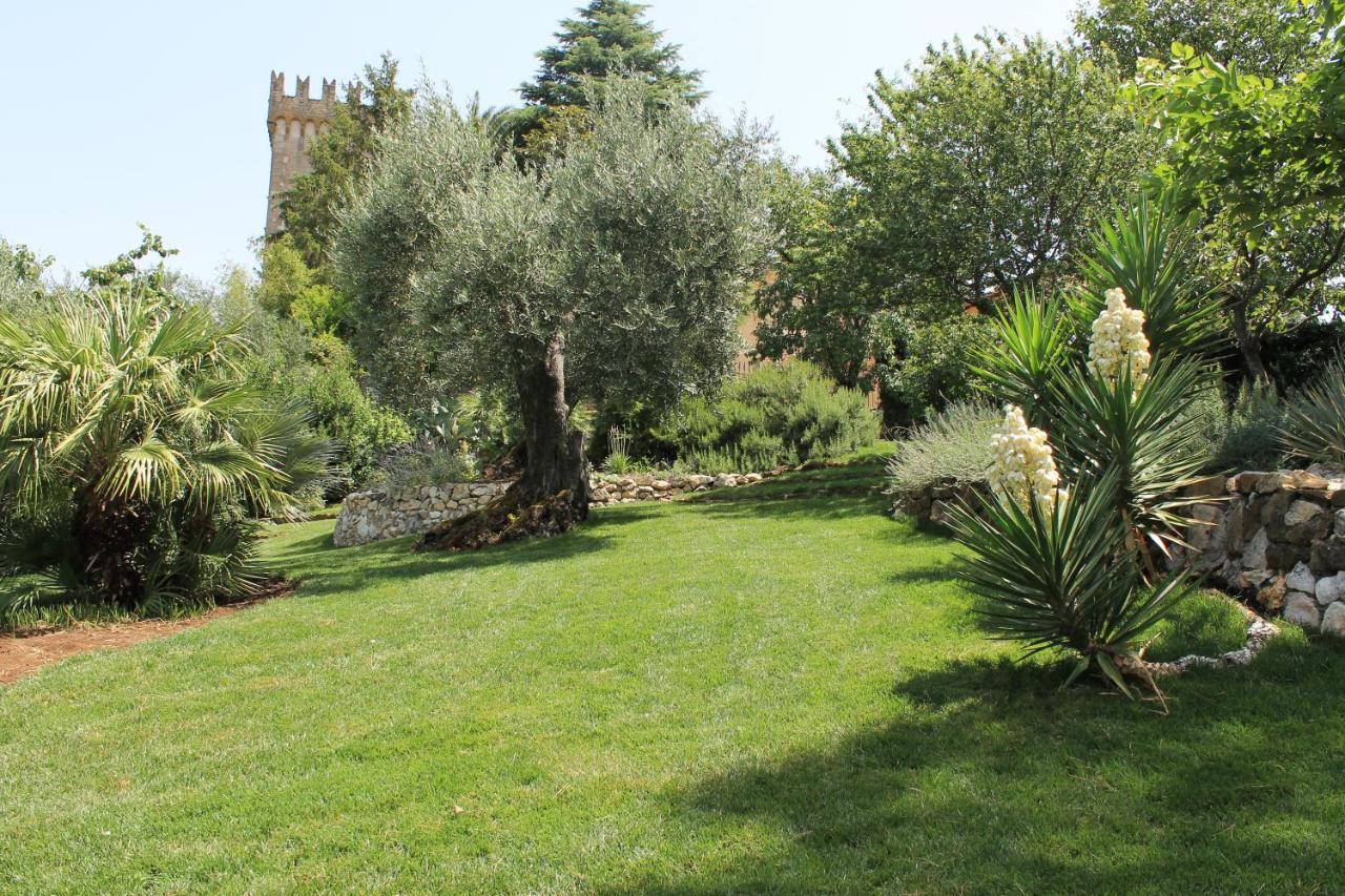 Agriturismo Castello Santa Margherita Cori Exterior photo